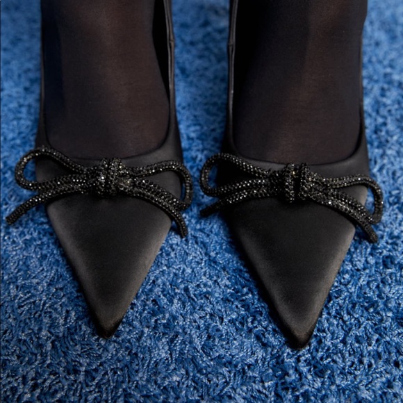 Zara | Shoes | Zara Embellished Bow Heels Black Size 75 | Poshmark
